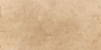 Którą stroną wkładać papier do pieczenia?